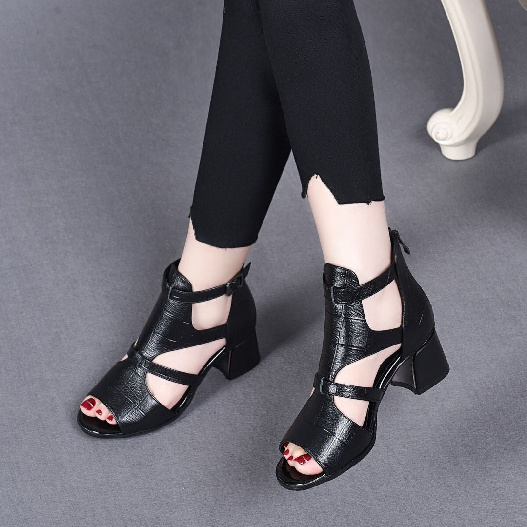 👡2026 New Soft Bottom Hollow Chunky Heel Soft Leather Roman Sandals